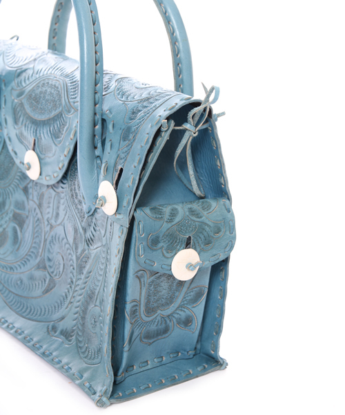 GRACE CONTINENTAL（グレースコンチネンタル）の「カービングバック中（トートバッグ・レディース・ベージュ/カーキ/ブルー・フリー）」の7枚目の写真