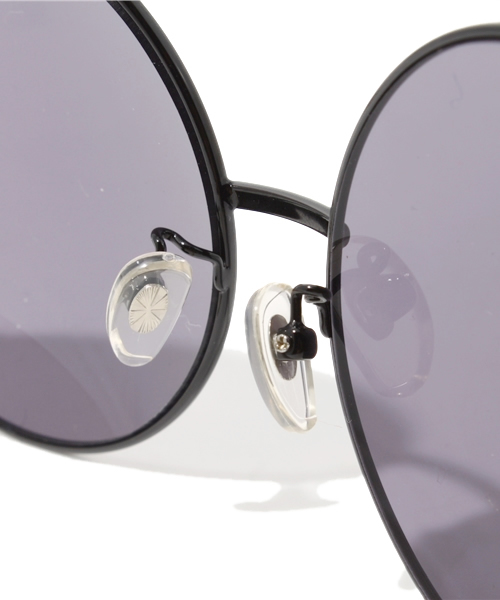 WC（ダブル シー）の「wc/丸サングラス（サングラス・レディース・ブラック・FREE）」の6枚目の写真