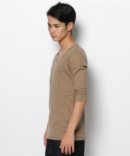 WEGO（ウィゴー）の「WEGO/フライスVネック5分袖カットソー（Tシャツ/カットソー・メンズ・ブラウン・SMALL/LARGE）」の3枚目の写真