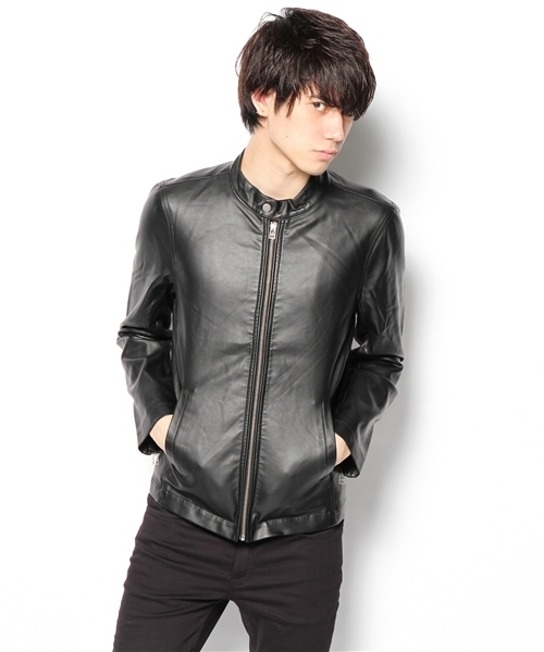 WEGO(ウィゴー)の「WEGO/フェイクレザーシングルライダースジャケット(ライダースジャケット・メンズ・ブラック/ブルー・MEDIUM/LARGE)」の2枚目の写真