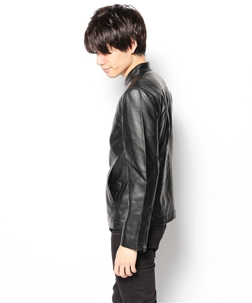 WEGO(ウィゴー)の「WEGO/フェイクレザーシングルライダースジャケット(ライダースジャケット・メンズ・ブラック/ブルー・MEDIUM/LARGE)」の6枚目の写真