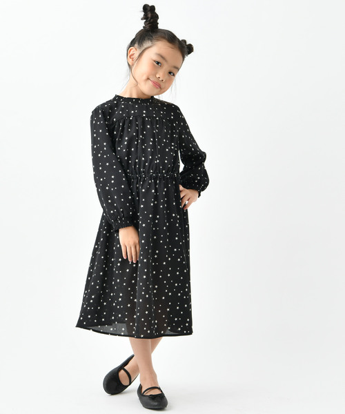 DISCOAT（ディスコート）の「【キッズ】星★プリントハイネックワンピース（ワンピース・キッズ・ブラック/サンドベージュ・120/130/140）」の3枚目の写真