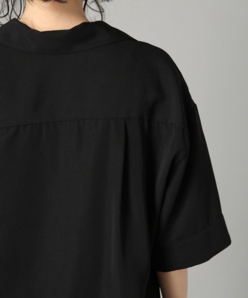 LOWRYS FARM（ローリーズファーム）の「コモンガラシャツＳＳ　833813（シャツ/ブラウス・レディース・アイボリー/ブラック/ベージュ/ネイビー・FREE）」の13枚目の写真