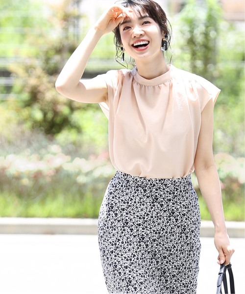 La TOTALITE（ラトータリテ）の「ボイルギャザーブラウス【手洗い可能】◆（シャツ/ブラウス・レディース・ホワイト/ブラック/オレンジ・FREE）」の3枚目の写真