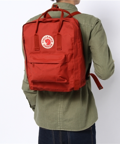 SHIPS（シップス）の「FJALLRAVEN: KANKEN(カンケンバッグ) レッド（バックパック/リュック・メンズ・レッド・ONE SIZE）」の2枚目の写真