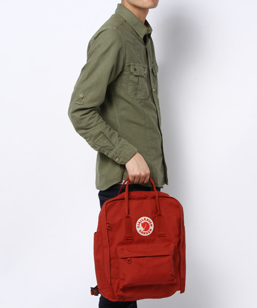 SHIPS（シップス）の「FJALLRAVEN: KANKEN(カンケンバッグ) レッド（バックパック/リュック・メンズ・レッド・ONE SIZE）」の3枚目の写真