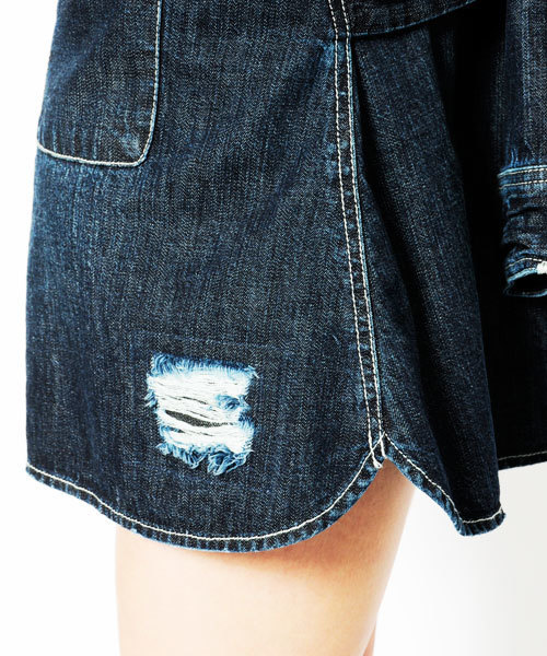 X-girl（エックスガール）の「REPAIRED DENIM SKIRT（デニムスカート・レディース・ライトインディゴブルー/インディゴブルー・1/2）」の7枚目の写真
