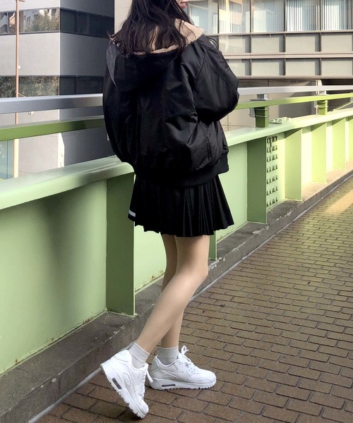 archives（アルシーヴ）の「リバーシブルファーボンバーブルゾン（ブルゾン・レディース・チャコールグレー/ブラック/ベージュ・MEDIUM）」の12枚目の写真