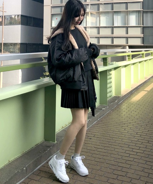 archives（アルシーヴ）の「リバーシブルファーボンバーブルゾン（ブルゾン・レディース・チャコールグレー/ブラック/ベージュ・MEDIUM）」の13枚目の写真