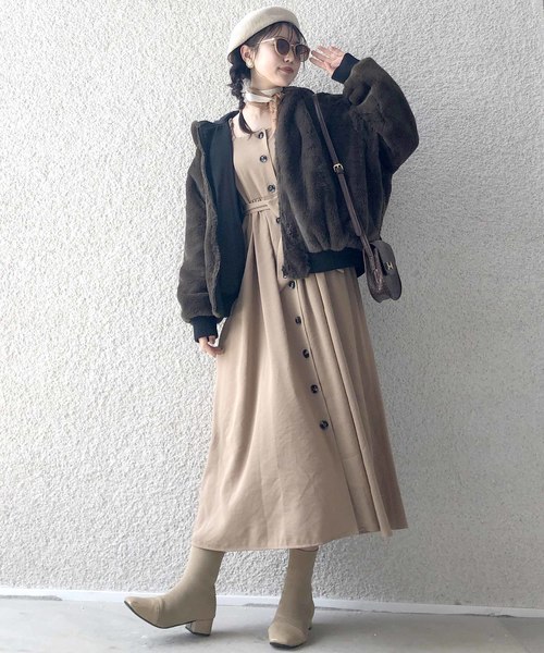 archives（アルシーヴ）の「リバーシブルファーボンバーブルゾン（ブルゾン・レディース・チャコールグレー/ブラック/ベージュ・MEDIUM）」の16枚目の写真