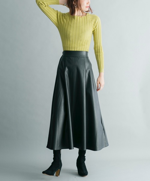 prose verse（プロズヴェール）の「フェイクレザーロングフレアスカート（スカート・レディース・ブラック/グレー/アイボリー/ブラウン・ﾌﾘ-）」の21枚目の写真