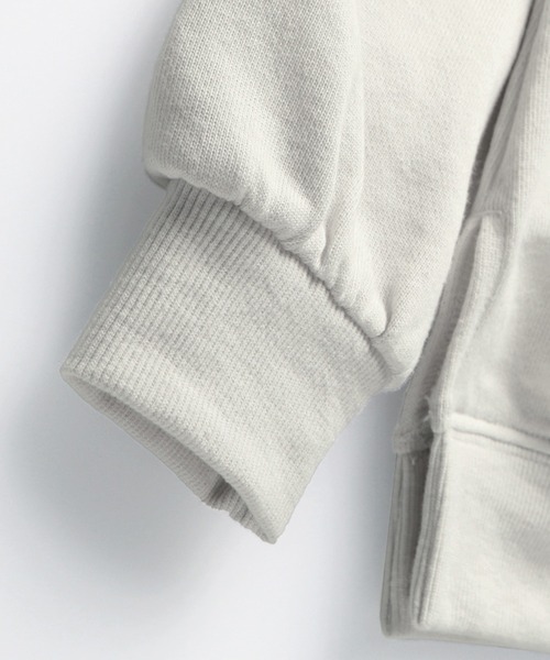 BRANSHES（ブランシェス）の「ポケットフリルパーカー（パーカー・キッズ・グリーン/ライトグレー・110cm/150cm/90cm/140cm/100cm/130cm/120cm）」の5枚目の写真