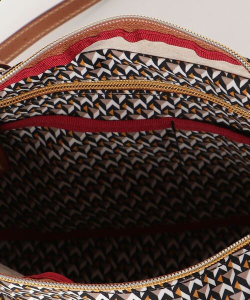 Roberta Pieri（ロベルタピエリ）の「ROBERTA PIERI（ロベルタピエリ）TATAMI ORIGINAL NDⅡ / タタミ / トートバック / ショルダーバック（ショルダーバッグ・レディース・ネイビー/ターコイズブルー/ブルー/ベージュ/イエロー/レッド・FREE）」の9枚目の写真