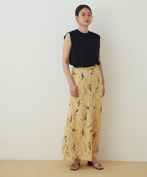 ADAM ET ROPE'（アダムエロペ）の「レーヨンプリントスカート（スカート・レディース・イエロー系その他・FREE）」の10枚目の写真