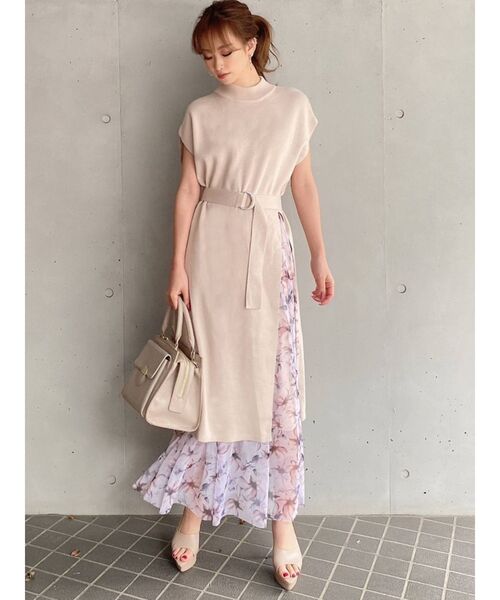 RESEXXY（リゼクシー）の「サイドスリットロングニットワンピース（ワンピース・レディース・ブラック/ベージュ/アイボリー・FREE）」の11枚目の写真