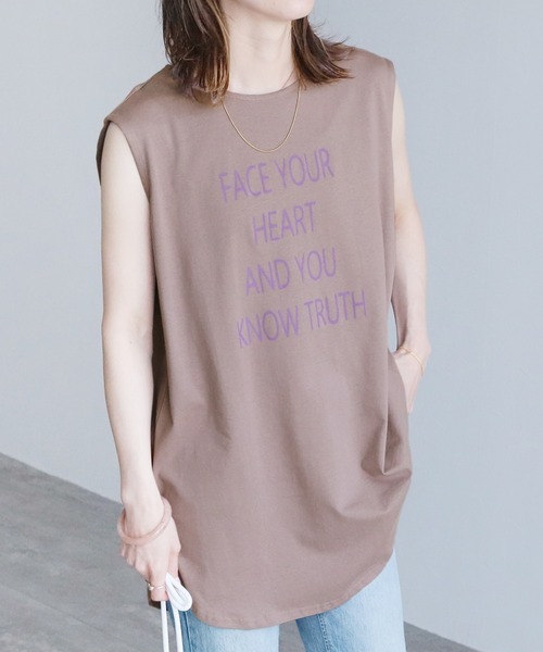 reca（レカ）の「綿100％！シンプルショルダータックノースリーブカットソー（タンクトップ・レディース・ブラック/オフホワイト/グレイッシュベージュ/チャコール/モカ/ワイン/パープル系その他/グリーン/ホワイト系その他/グレー系その他2/グレー系その他/ネイビー・M）」の4枚目の写真