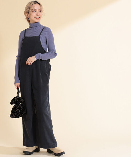 Ray BEAMS（レイビームス）の「CONTROL FREAK × Ray BEAMS / 別注 シアー ベロア 巾着 バッグ（ショルダーバッグ・レディース・ブラック/ワイン・ONE SIZE）」の5枚目の写真