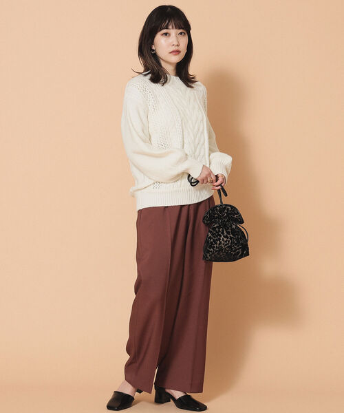 Ray BEAMS（レイビームス）の「CONTROL FREAK × Ray BEAMS / 別注 シアー ベロア 巾着 バッグ（ショルダーバッグ・レディース・ブラック/ワイン・ONE SIZE）」の6枚目の写真