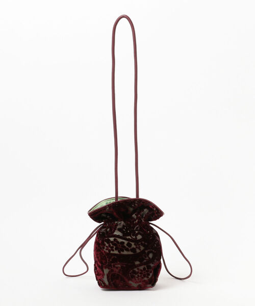 Ray BEAMS（レイビームス）の「CONTROL FREAK × Ray BEAMS / 別注 シアー ベロア 巾着 バッグ（ショルダーバッグ・レディース・ブラック/ワイン・ONE SIZE）」の17枚目の写真