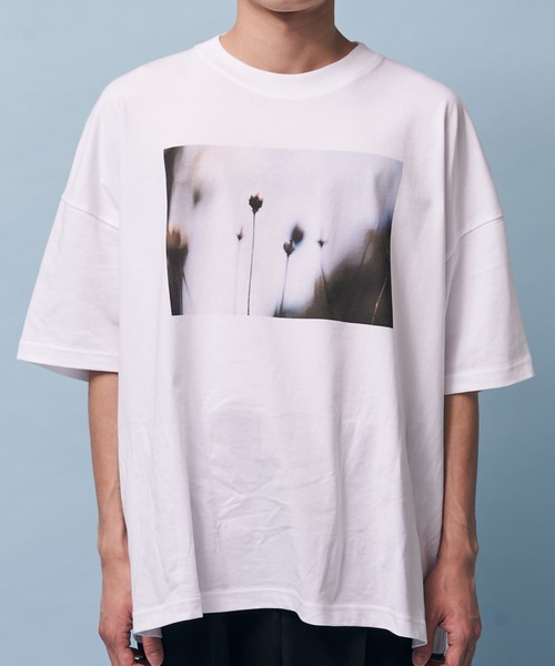LUCY(ルーシー)の「【ZOZOTOWN限定】∴LUCY/Sakai Takahiro×LUCY コラボルーズフォトTシャツ(Tシャツ/カットソー・メンズ・その他1/その他2/その他3/その他4・MEDIUM/LARGE)」の19枚目の写真