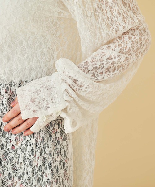 MADEMOISELLE ROPE'（マドモアゼル ロペ）の「ボリュームスリーブフラワーレースブラウス（シャツ/ブラウス・レディース・ホワイト/ブラック・38）」の15枚目の写真