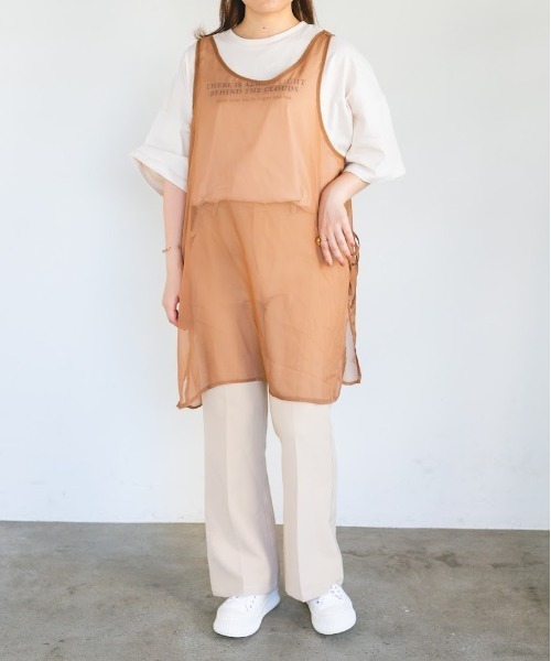 nemne store(ネンネストア)の「サイドリボンシアーベストワンピ(チュニック・レディース・オフホワイト/モカ・フリー)」の22枚目の写真
