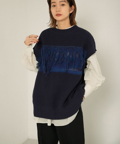 KBF(ケイビーエフ)の「MIXカラーランダムフリンジベスト(ベスト・レディース・ライトグレー/ネイビー/オリーブ・ONE)」の1枚目の写真