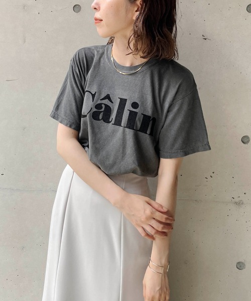 CAPRICIEUX LE'MAGE（カプリシューレマージュ）の「ピグメントロゴＴシャツ（Tシャツ/カットソー・レディース・ブラック/ホワイト・FREE）」の6枚目の写真