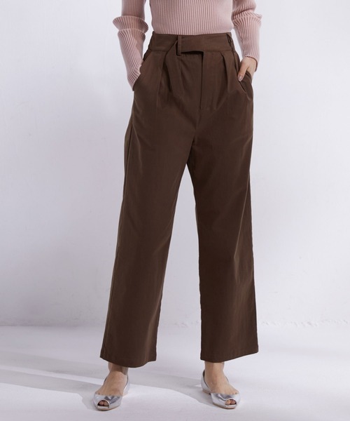 SAISON DE PAPILLON(セゾンドパピヨン)の「ハイウエストストレートパンツ(その他パンツ・レディース・ブラウン/イエロー/ブラック/ベージュ・M/S/L)」の3枚目の写真