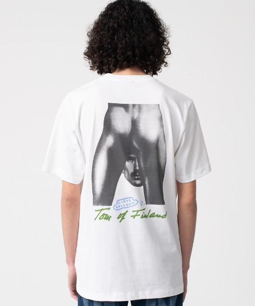 Carne Bollente(カルネボレンテ)の「【Carne Bollente x TOF】GAYS OF WONDER Tシャツ(Tシャツ/カットソー・メンズ・ホワイト/ピンク・M/L)」の2枚目の写真