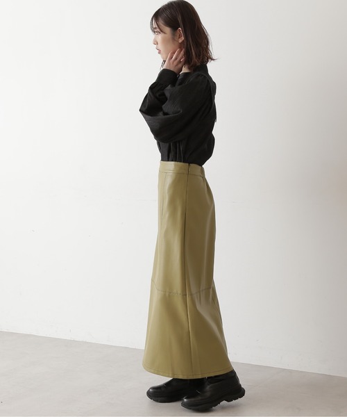 FREE'S MART（フリーズマート）の「◆配色ステッチフェイクレザーAラインスカート（スカート・レディース・ブラック/ベージュ/カーキ・FREE）」の9枚目の写真