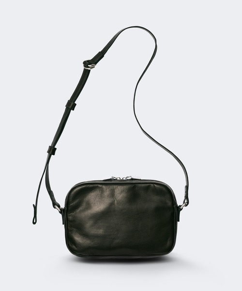 aniary（アニアリ）の「ショルダーバッグ（リアリティレザー）（ショルダーバッグ・メンズ・チャコールグレー/ブラック/ダークネイビー/モスグリーン系/ダークブラウン/グレー/レッド・FREE）」の5枚目の写真