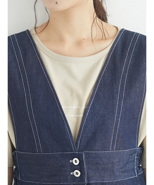 Green　Parks（グリーンパークス）の「【WEB限定】配色ステッチジャンスカ＊（ジャンパースカート・レディース・ライトインディゴブルー/インディゴブルー・FREE）」の5枚目の写真