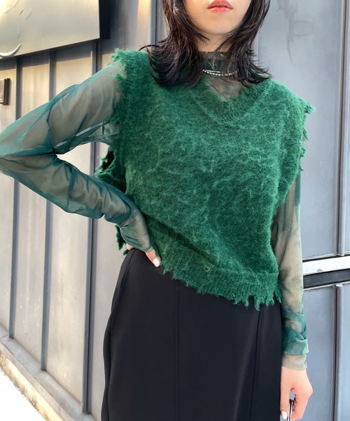 WHO'S WHO gallery（フーズフーギャラリー）の「ブラッシュニットベスト（ベスト・レディース・ブラック/ダークグリーン/パープル/オフホワイト/グリーン・FREE）」の4枚目の写真