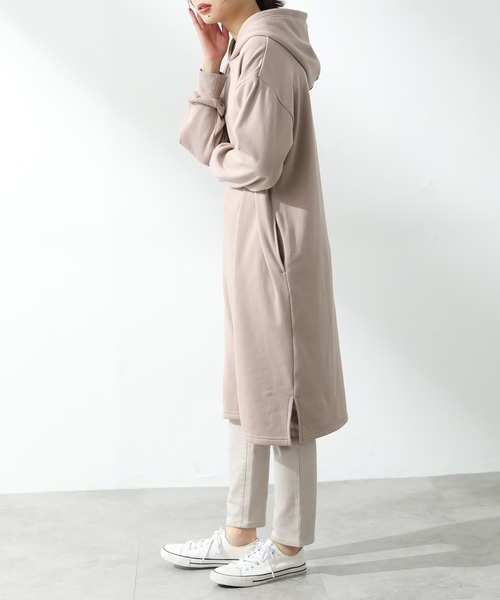 Honeys（ハニーズ）の「パーカーワンピース（ワンピース・レディース・ベージュ/ライトベージュ/ブルーグレー/スミクロ/パープル・L/LL/M）」の8枚目の写真