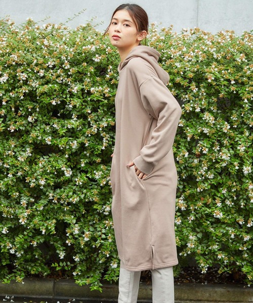 Honeys（ハニーズ）の「パーカーワンピース（ワンピース・レディース・ベージュ/ライトベージュ/ブルーグレー/スミクロ/パープル・L/LL/M）」の15枚目の写真