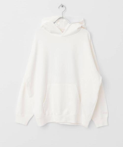 KBF(ケイビーエフ)の「Aki Ishibashiコラボフーディー(パーカー・レディース・ホワイト系その他/ブラック系その他・ONE)」の7枚目の写真