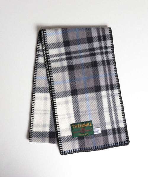 TWEED MILL(ツイードミル)の「【TWEED MILL/ツイードミル】GLOSTER別注 FLEECE SCARF フリースマフラー(マフラー・メンズ・ブラック/ブラック系その他/イエロー/グレー/キナリ/グリーン系その他/ベージュ・FREE)」の4枚目の写真