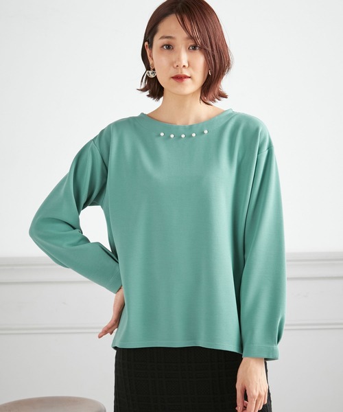 Petit Honfleur(プチオンフルール)の「パールアクセントプルオーバー(Tシャツ/カットソー・レディース・ベージュ/ピンク/グリーン・M/L)」の3枚目の写真