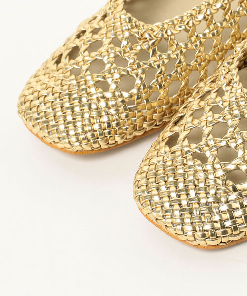 BEAMS LIGHTS（ビームスライツ）の「SARIELA / ORO バレエシューズ（パンプス・レディース・ゴールド・38/37/39/36）」の4枚目の写真