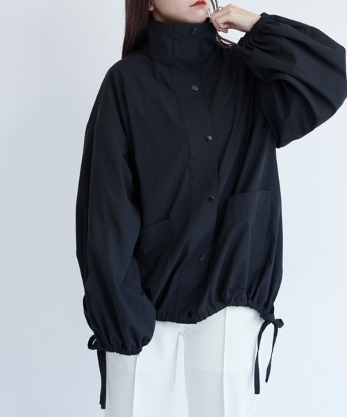 VANNIE U（ヴァニーユー）の「ダブルネックトーンミドルコート（ブルゾン・レディース・ブラック/アイボリー・FREE）」の18枚目の写真