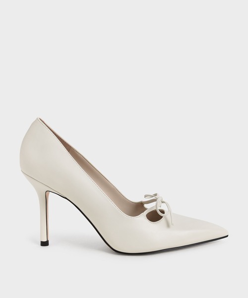 CHARLES & KEITH（チャールズ & キース）の「ボウタイ スティレットパンプス / Bow-Tie Stiletto Pumps（パンプス・レディース・ライトブルー/ブラック/オフホワイト・22.5cm/23cm/23.5cm/24.5cm/25cm/25.5cm）」の2枚目の写真