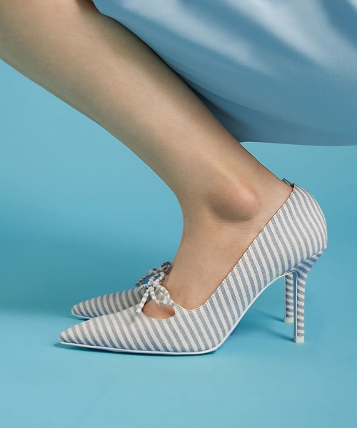 CHARLES & KEITH（チャールズ & キース）の「ボウタイ スティレットパンプス / Bow-Tie Stiletto Pumps（パンプス・レディース・ライトブルー/ブラック/オフホワイト・22.5cm/23cm/23.5cm/24.5cm/25cm/25.5cm）」の9枚目の写真