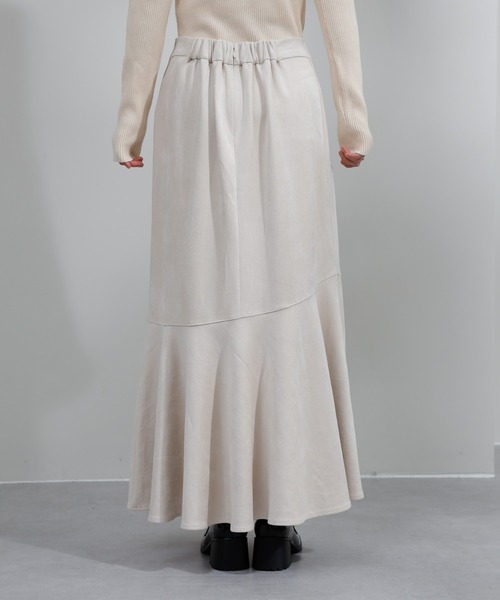 COLONY 2139（コロニートゥーワンスリーナイン）の「スエードタッチ切替マーメイドスカート（スカート・レディース・ベージュ/マスタード/グリーン/グレー・FREE）」の18枚目の写真