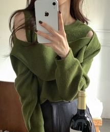 ワンショルダーカットアウトニット