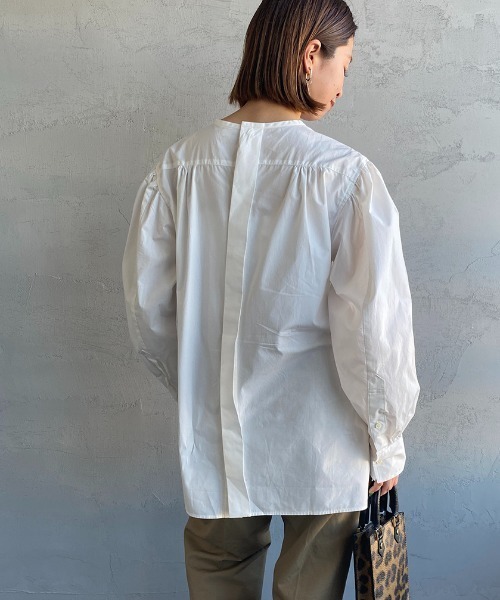 THE SHINZONE（ザ　シンゾーン）の「[THE SHINZONE/ザ シンゾーン] スモックブラウス（シャツ/ブラウス・レディース・ホワイト/ネイビー・34）」の15枚目の写真