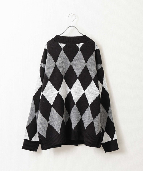 ZIP FIVE(ジップファイブ)の「【loot box】 アーガイル柄 ルーズニットカーディガン(カーディガン/ボレロ・レディース・ブラック/グレー/ブルーグレー/ベージュ・MEDIUM/LARGE)」の12枚目の写真