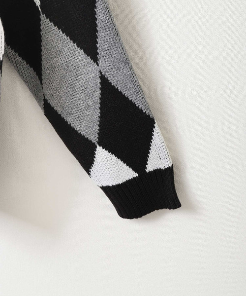 ZIP FIVE(ジップファイブ)の「【loot box】 アーガイル柄 ルーズニットカーディガン(カーディガン/ボレロ・レディース・ブラック/グレー/ブルーグレー/ベージュ・MEDIUM/LARGE)」の15枚目の写真