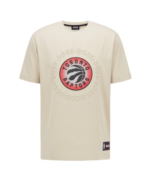 BOSS(ボス)の「【オンライン限定】BOSS & NBA デュアルロゴ リラックスフィットTシャツ(Tシャツ/カットソー・メンズ・ブラック/ブラック×レッド/ベージュ・S/L/XS/M/XL/XXL)」の11枚目の写真