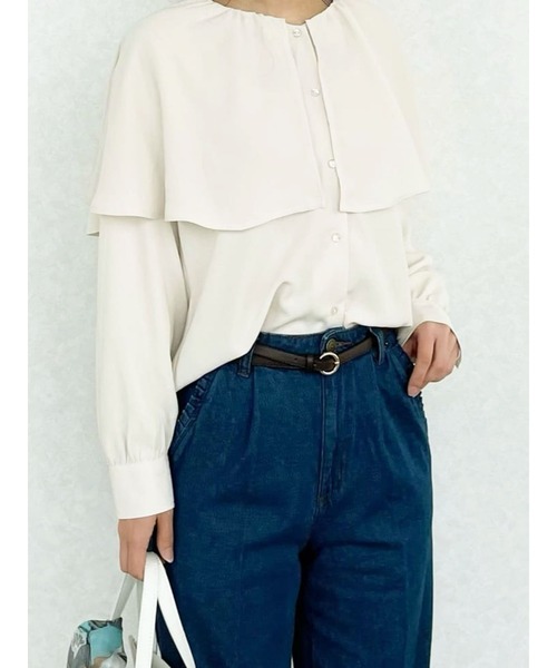 Te chichi TERRASSE（テチチテラス）の「ケープカラーブラウス（シャツ/ブラウス・レディース・ベージュ/ピンク/チャコール・ﾌﾘ-）」の3枚目の写真